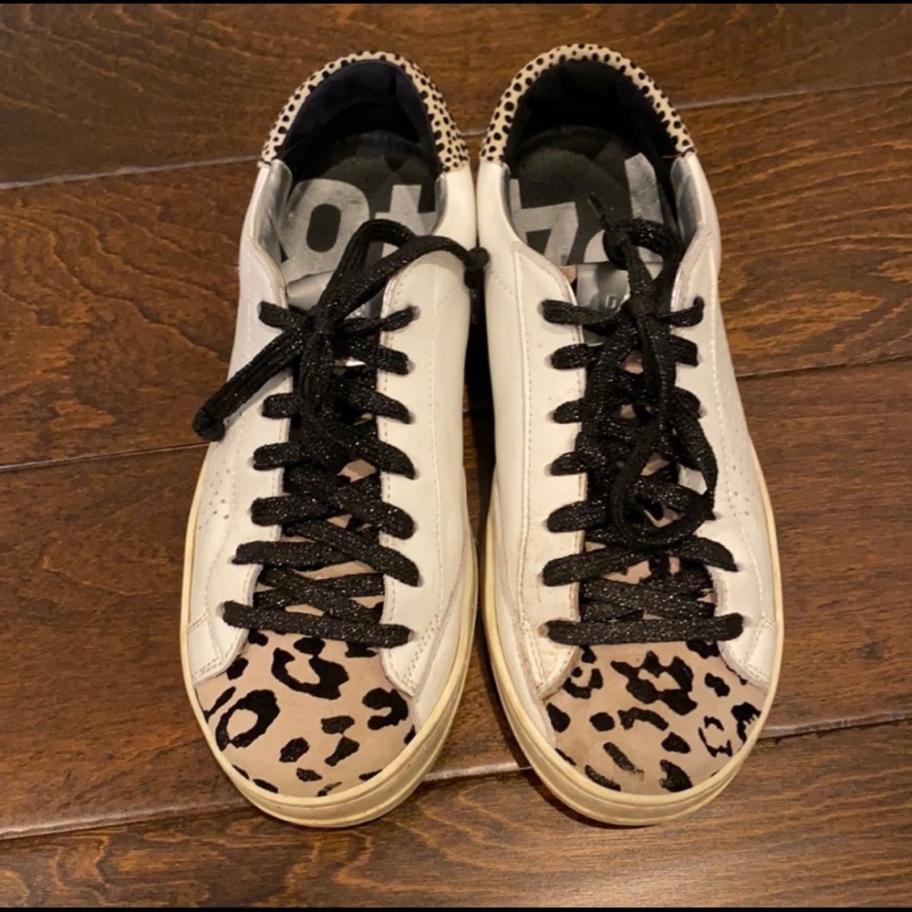 P448 sneakers!